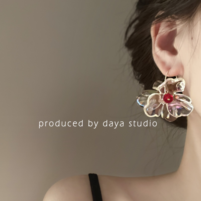 Elegant Lady Flower Arylic Alloy Women's Earrings display picture 1