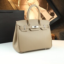 �K�����֦�y2025�¿�����ƤŮ��ͨ������μ�б������s�ٴ��