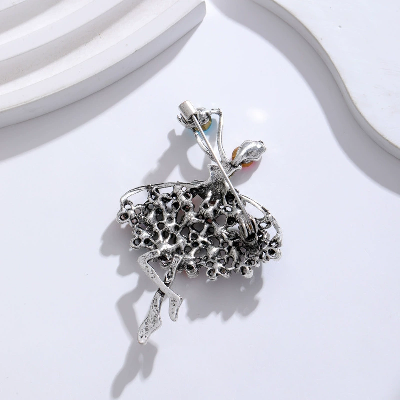 Trend fashionable high-end brooch, pin, sweater, suit, European style