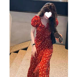 W5H【7067人收藏】茶歇法式红色荷叶边V领碎花雪纺连衣裙女夏季超