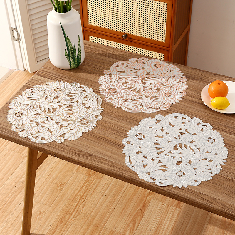 Amazon romántico estilo francés flor imitación almohadilla de PVC almohadilla de café aislante de alta calidad aislamiento de restaurante de lujo ligero