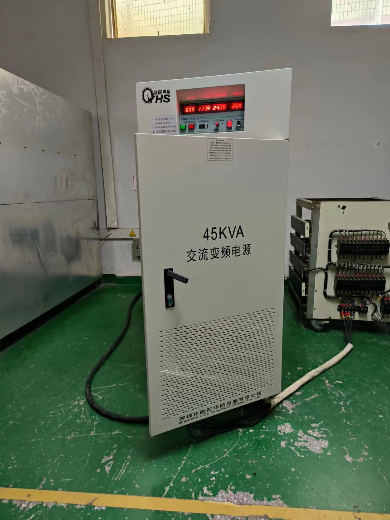 ŷ����˹����45KVA��Ƶ��Դ������ɽ�Ϻ������380V 60HZ
