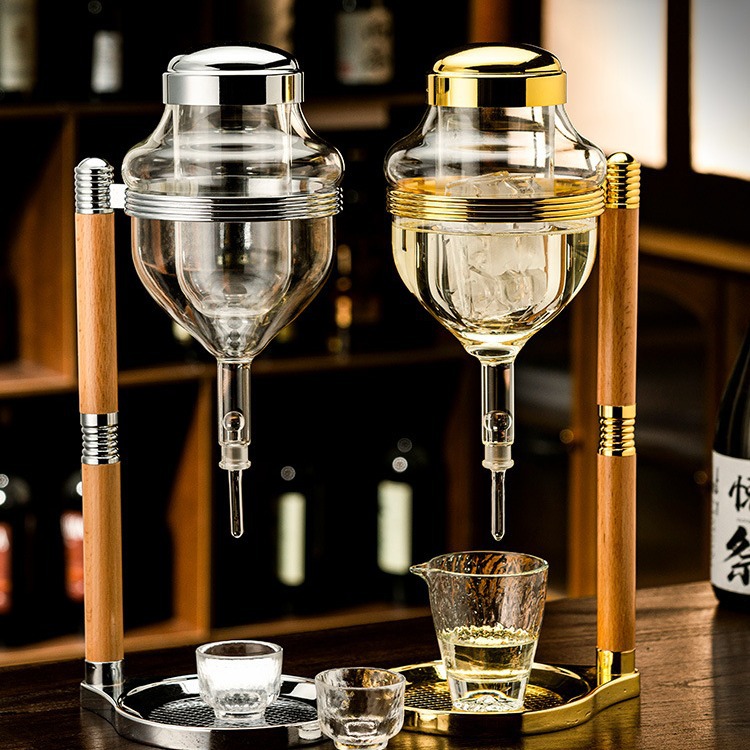 Tienda de comida japonesa, el mismo tipo de juego de sake, jarra de vino helado, recipiente de vino frío, grifo de jarra de vino caliente de goteo dedal, decantador de vino tinto