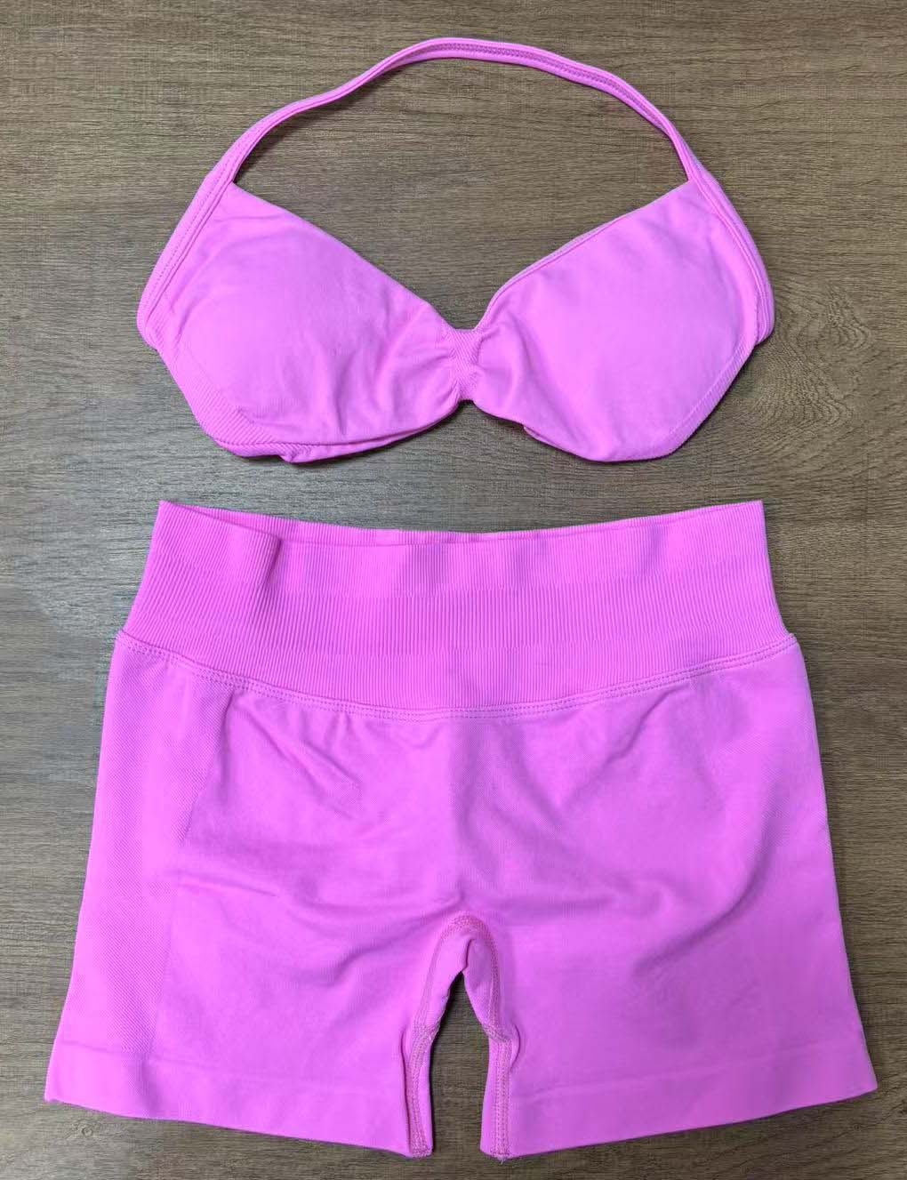 Conjunto DF Amazon pantalones cortos explosivos sujetador pequeño alto elástico superfino nailon halter cuello hermoso chaleco deportivo trasero