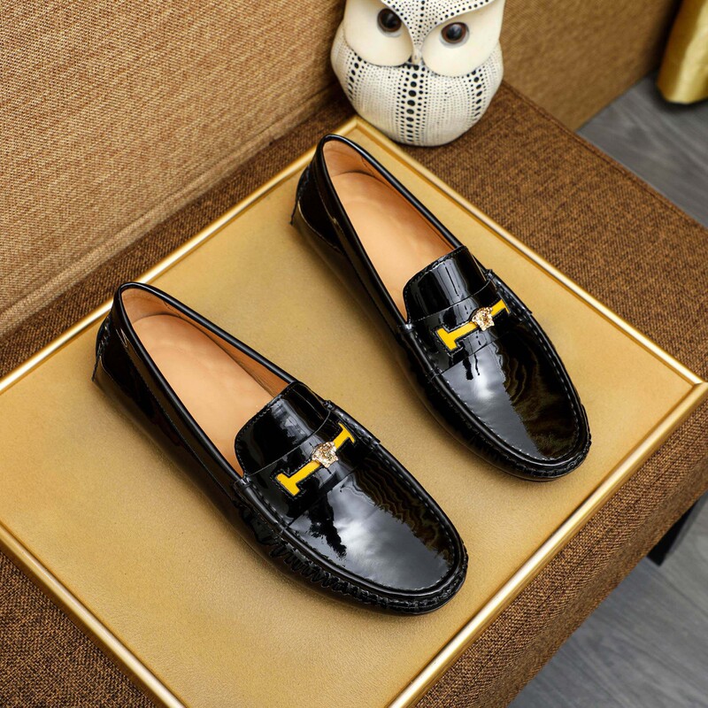 2026 Hot-Selling Crocodile Pattern Patent Leather Loafers, Slip-On Driving Shoes, British Casual Men's Leather Shoes, Genuine Leather Trendy Shoes