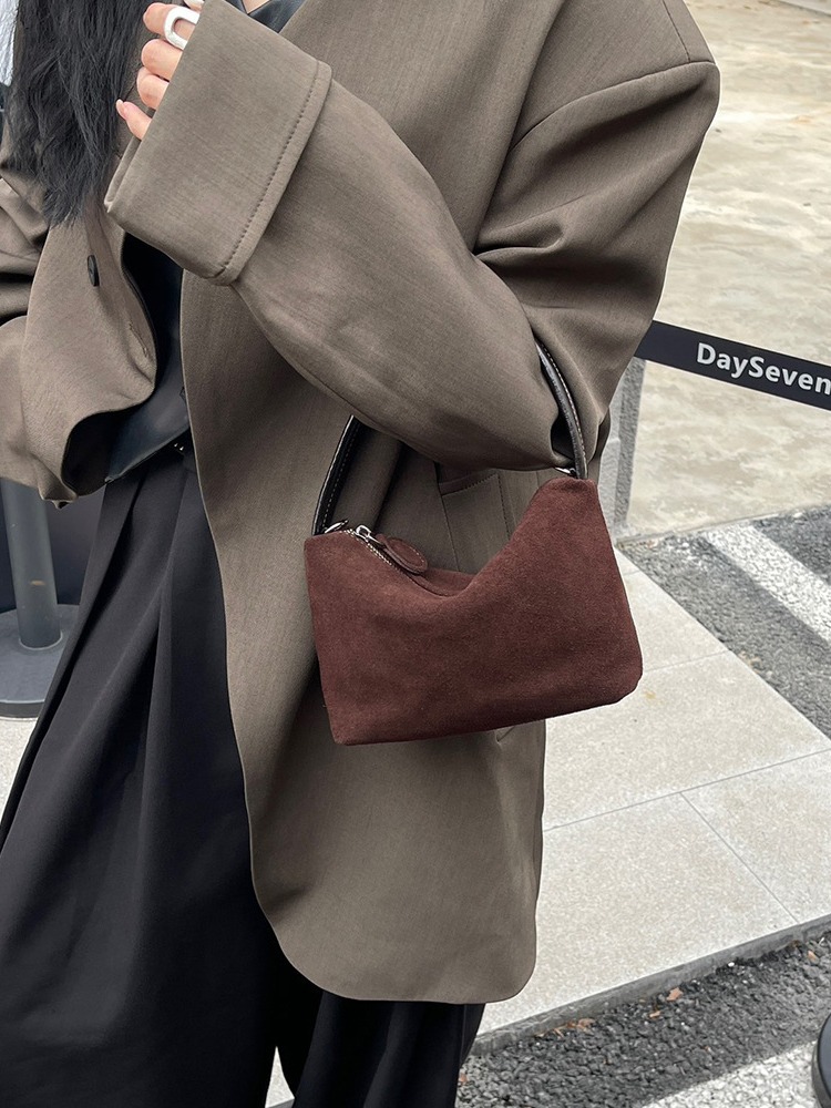 High-End Suede Cowhide Lunch Box Bag 2026 New Versatile Handbag Retro Hand-Held Crossbody Women's Bag