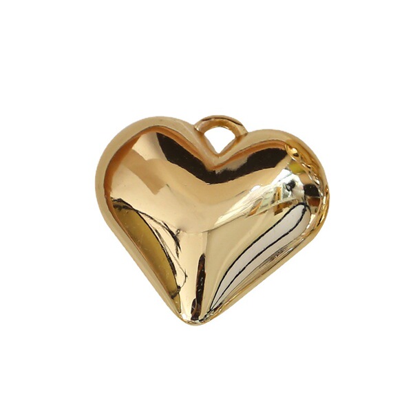 Three dimensional glossy pendant heart-shaped