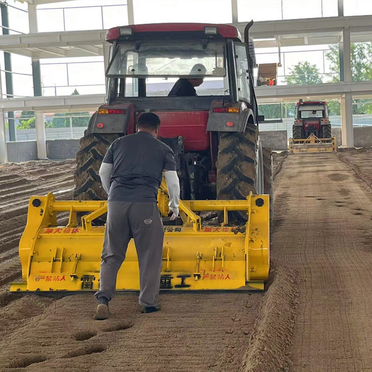 雷创2000型灰土拌合机 加装涨紧轮双链条传动拌和机