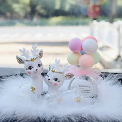 Creative High-End Car Decorations: Car ornaments - white-diamond-encrusted-fairy-deer-macron-balloon-bottle-middle-wool-pad-glue-10
