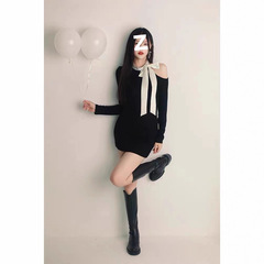露肩辣妹包臀黑色针织连衣裙女秋气质绑带露肩小众设计感蝴蝶结裙