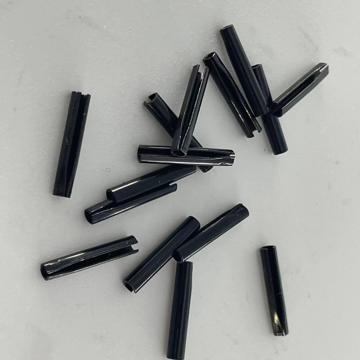 GB879 弹性圆柱销 开口销 定位销2*30带孔自锁定位件插销精密销子