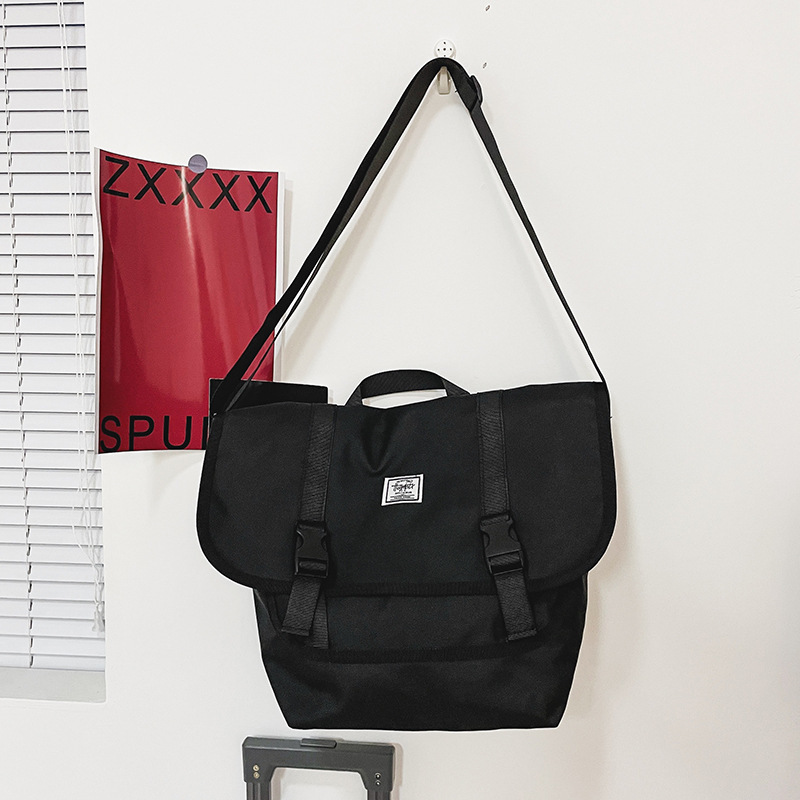 Carhartt Wi Carhartt Messenger Bag Shoulder Bag Crossbody Bag Book Backpack Men and Women Parcel Bag Work Bag