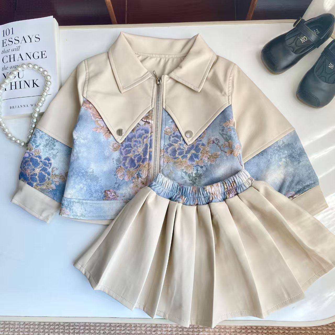 Girls Autum Pu Leather Suit Little Girl Korean Style Fashionable Motorcycle Clothing Kidsren's Leather Jacket Pleated Skirt Two-Piece Set