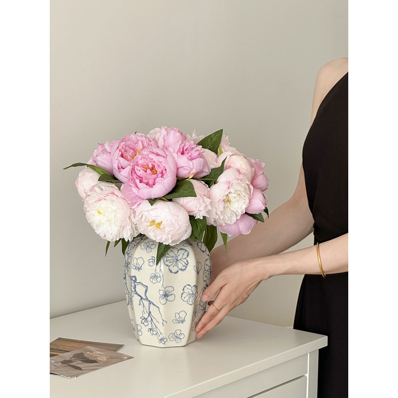 Nuevo jarrón de cerámica azul china nueva decoración de estilo chino sala de estar floral decoración de vestíbulo de estilo antiguo peonía floral