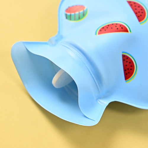New color film water-filled cartoon hot water bag for children and students cartoon mini hand warmer bag explosion-proof baby warmer