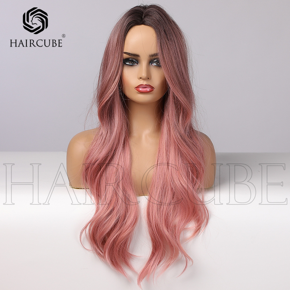 HAIRCUBE Peluca transfronteriza de estilo europeo y americano, la parte superior de la cabeza está teñida de negro, rosa degradado, cabello rizado de longitud media, seda de alta temperatura, comercio exterior
