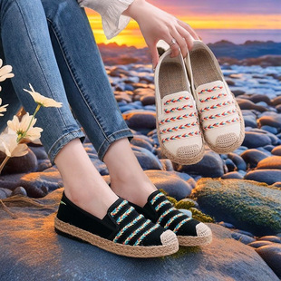 Spring and Autumn New Old Beijing Cloth Shoes Women's Cloth Shoes Linen Embroidered Ethnic-style Non-slip Breathable Slip-on Fisherman Shoes