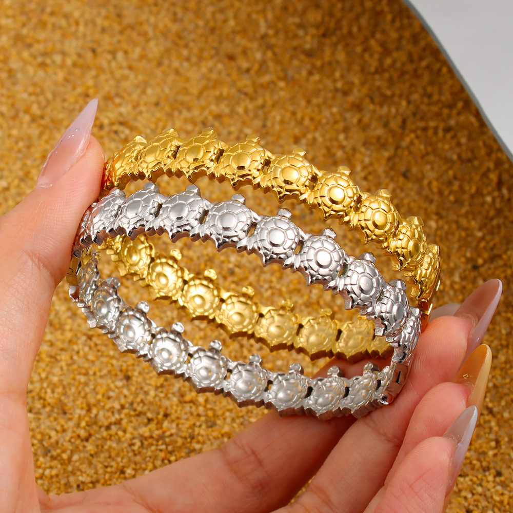 35g Weight PVD Coated Gold Plating Process 18K Real Gold Plated Plating Material Bangle Classification 1 Piece Quantity Holiday, Daily Occasion 304 Stainless Steel Material Tortoise Pattern Women's Gender Retro, Classic Style Style Waterproof Non Tarnish, Plating Craft PVD Coated Real Gold Plated Tortoise 304 Stainless Steel Retro Classic Style Waterproof Non Tarnish 304 Stainless Steel Bangle 6