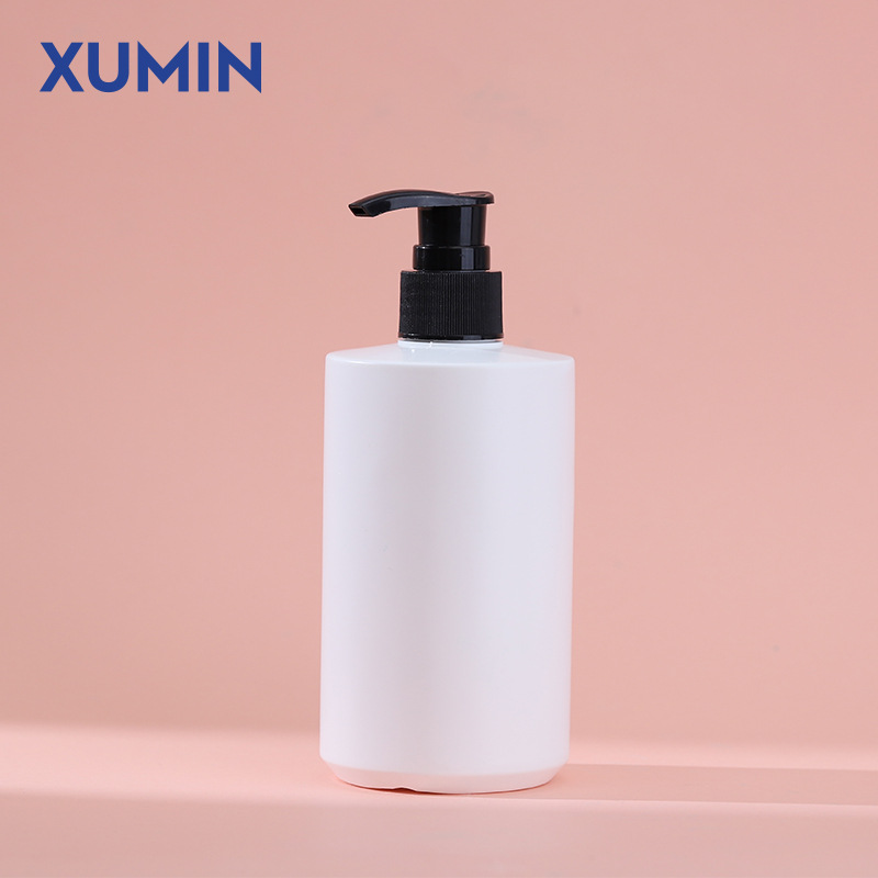 Nuevo producto PE peluche plástico botella de bomba de presión 100 - 200ml botella de emulsión blanco mat 300 - 500ml botella de champú