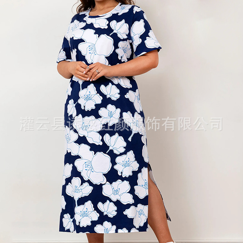 Blue and white flowers (long style)