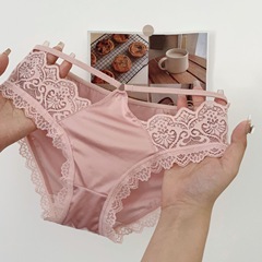 軽い熟風 ~ 透かし彫りのレースの下着の女性の薄いタイプの通気性はお尻の低い腰の純綿の股のレースの三角のズボンの女性を包みます。