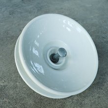 现货批发XWP-100双伞陶瓷绝缘子电力器材耐污悬式盘型瓷绝缘