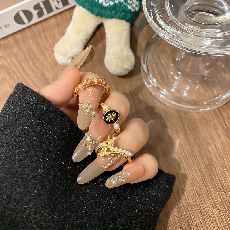黑金舞會時尚輕奢奶茶色圓形戒指女復古簡約個性百搭小香風食指戒