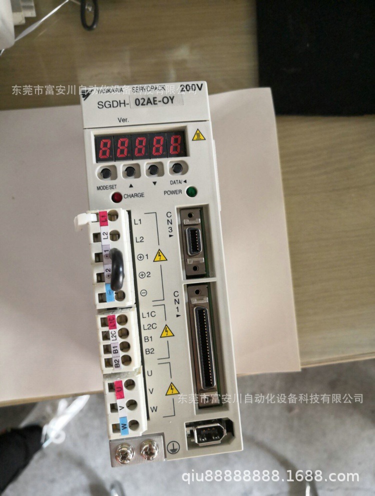 全新安川 SGDH-02LE/02LE-OY/04LE-OY/08LE-OY伺服驱动器