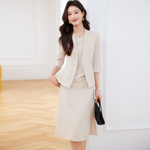 �r���n��һ�����������b����Ů2025�����¿���Ů���|�I������ȹ