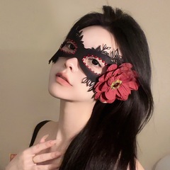黒い花の半分の顔のマスクの女子学生のアイマスクのレースのマスクのcosの夕べの仮面の舞踏会はハロウィンを装います。