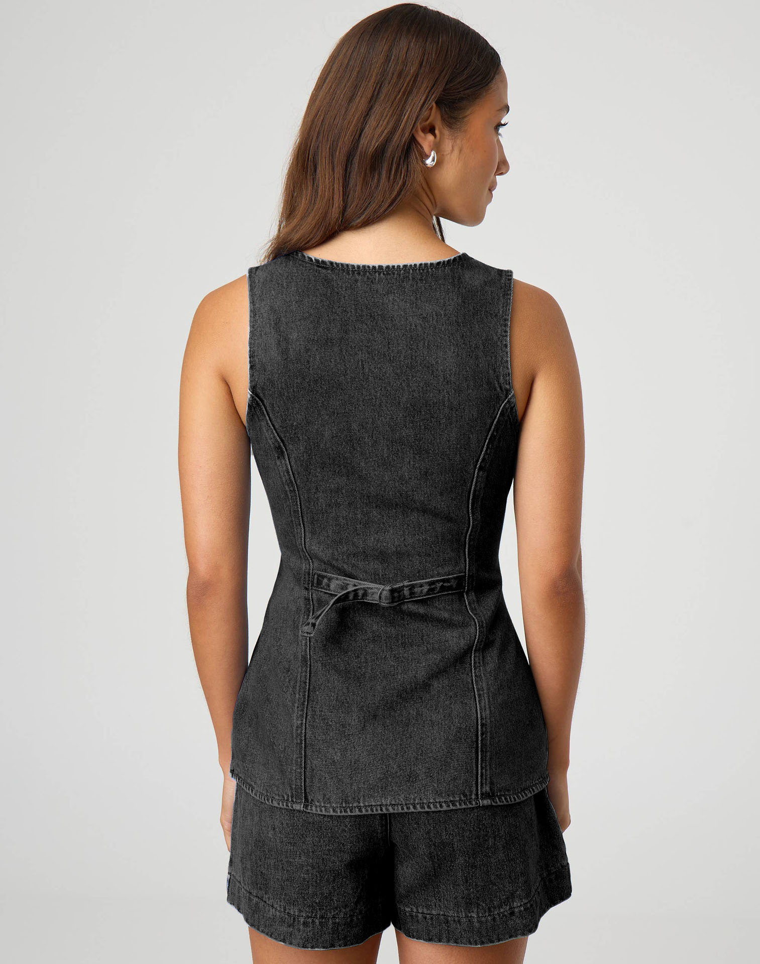 K New Fashionable Sleeveless Waist Cinched High Waisted Loose Denim Shorts Set For Women_ecoleips.com