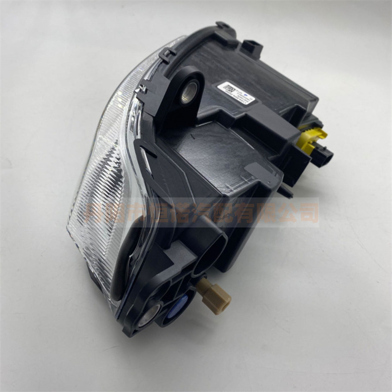 [Hennuo] adaptarse a los camiones Xinguo seis VOL FM420FM460 montaje de lámpara de niebla al por mayor proveedor directo de clientes