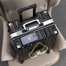 新款时尚高颜值男女行李箱26寸铝框学生拉杆箱万向轮密码锁旅行箱