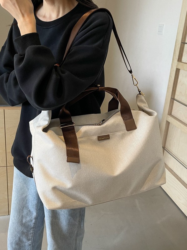 capacious travel bag