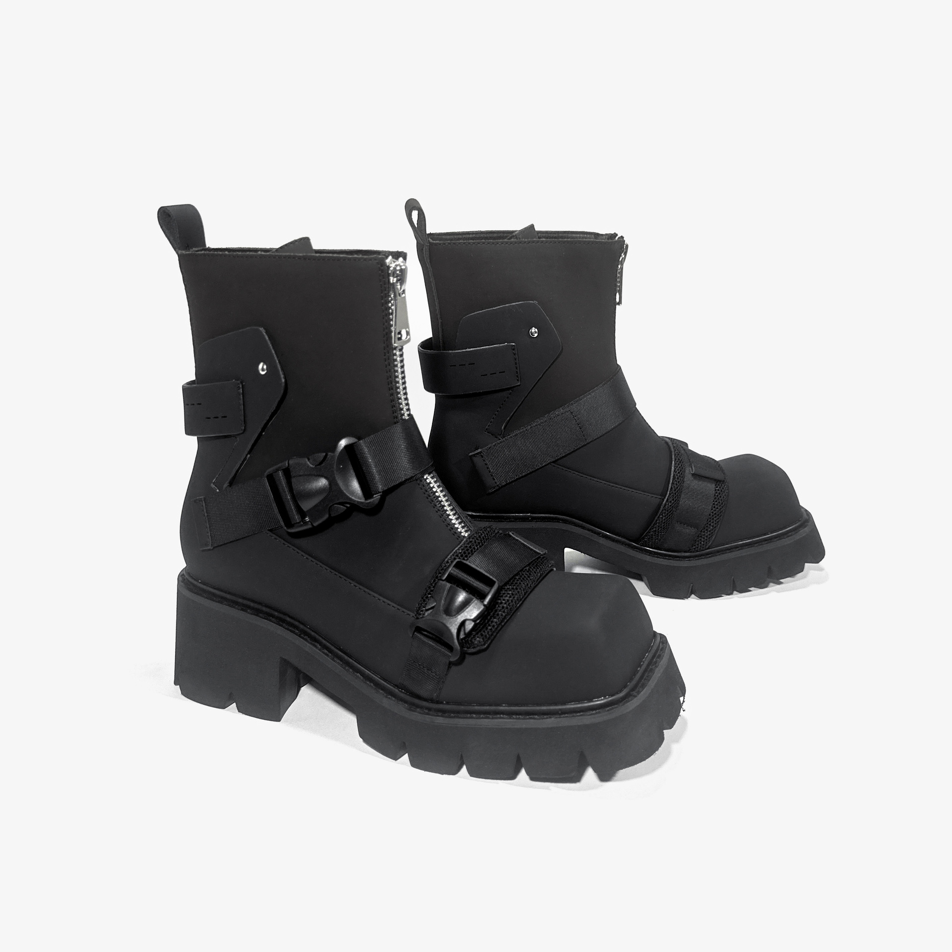 마틴 부츠 여성 유행 2025 새로운 가을, 겨울 유럽과 미국의 광장 발가락 틈새 검은 전사 모바일 중반 송아지 부츠 두꺼운 밑창 플러스 벨벳