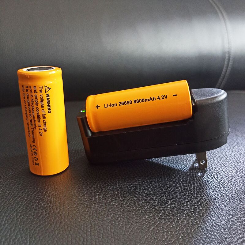 大容量26650锂电池3.7V/4.2V白激光强光手电筒可充电池高动力锂电|undefined