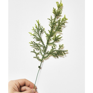 Simulation plant Christmas decoration PE pine needle leaf three-dimensional double-sided pine needle Christmas wreath plug-in accessories simulation pine needle