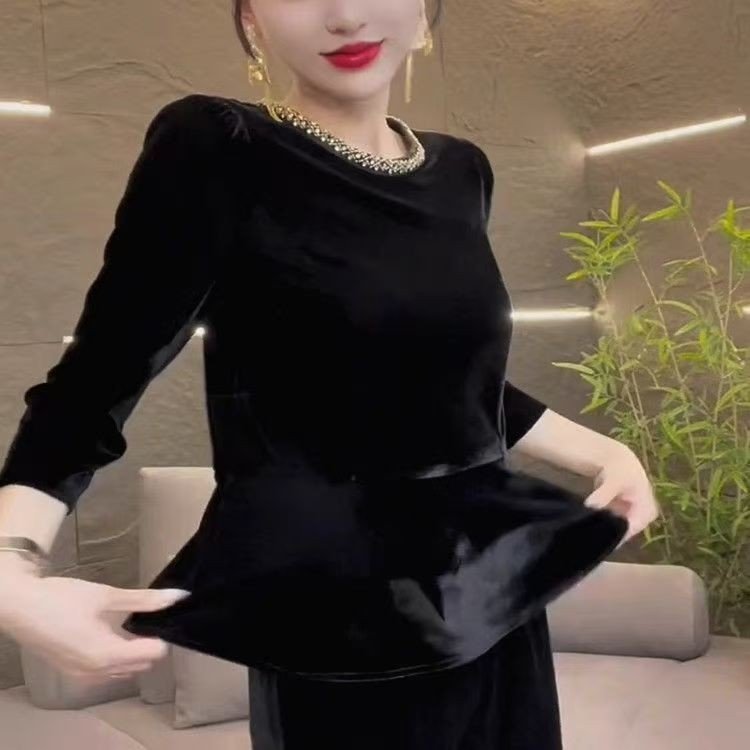 一件代发直播爆款2025秋季新款时尚圆领设计感丝绒长袖打底衫上衣|undefined