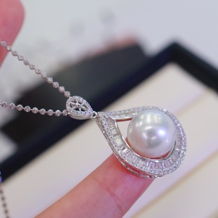 18K Gold Accessories Diamond Base Fully Set with Diamonds 1 Carat with 12-13mm Beads Accessories Without Beads or Chain