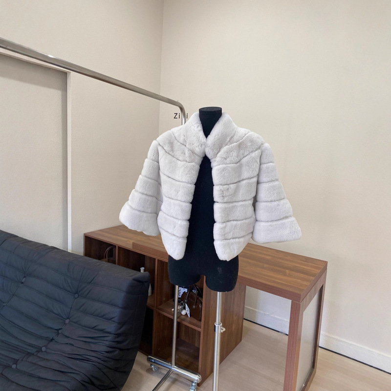 Autumn and Winter New Rex Rex Rabbit Fur Short Cape Jacket