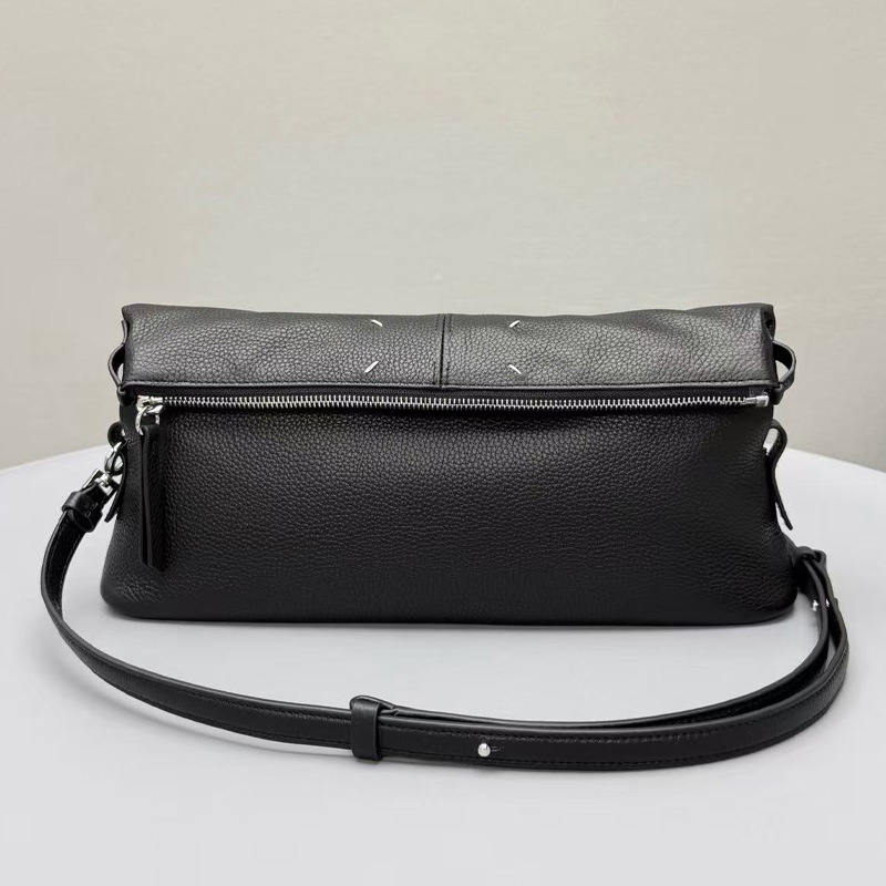 26 new fashion models of spliced zipper four-corner stitched leather underarm bags, single shoulder and crossbody women's bags, trendy bags 26 new fashion models of spliced zipper four-corner stitched leather underarm bags, single shoulder and crossbody women's bags, trendy bags