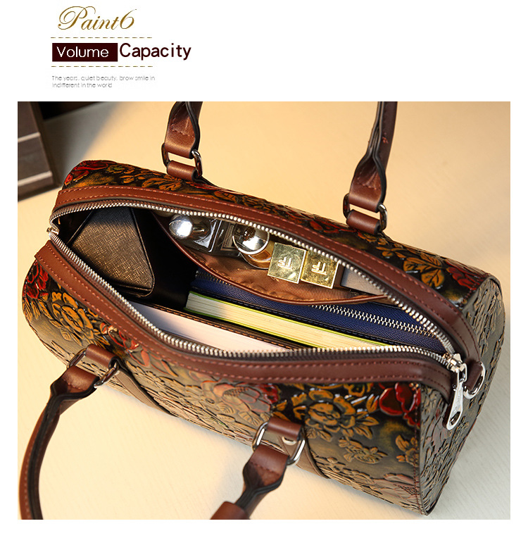 Elegant Retro Embossed Shoulder Bag For Women Large Capacity_voghion.com