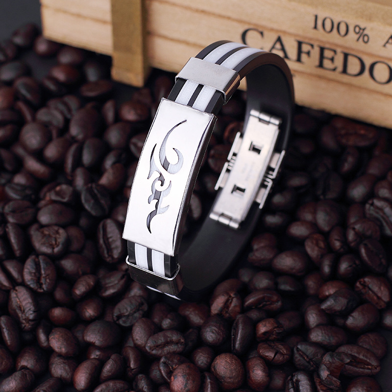 Personalidad coreana de acero de titanio nubes de fuego llama gran muralla pulsera de silicona hombre moda pulsera de acero inoxidable al por mayor