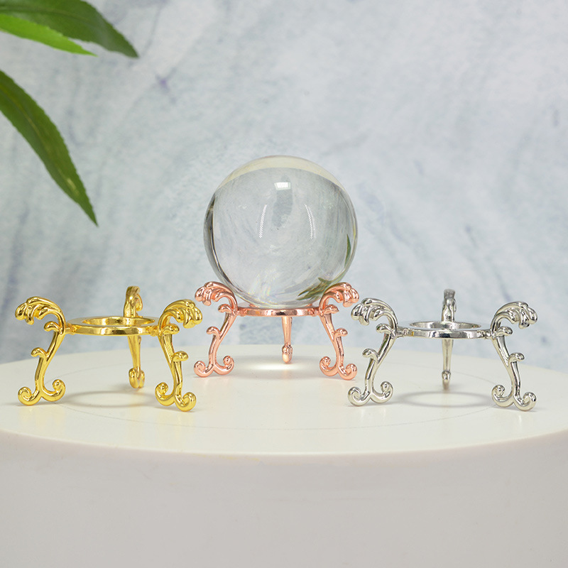 Factory direct crystal ball metal base modern auspicious cloud top decoration living room display triangle bracket stone bottom bracket