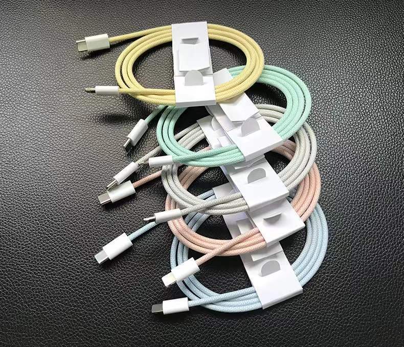 Unbeatable Value: Colorful 20W Braided iPhone Fast Charger! - Detail image 3