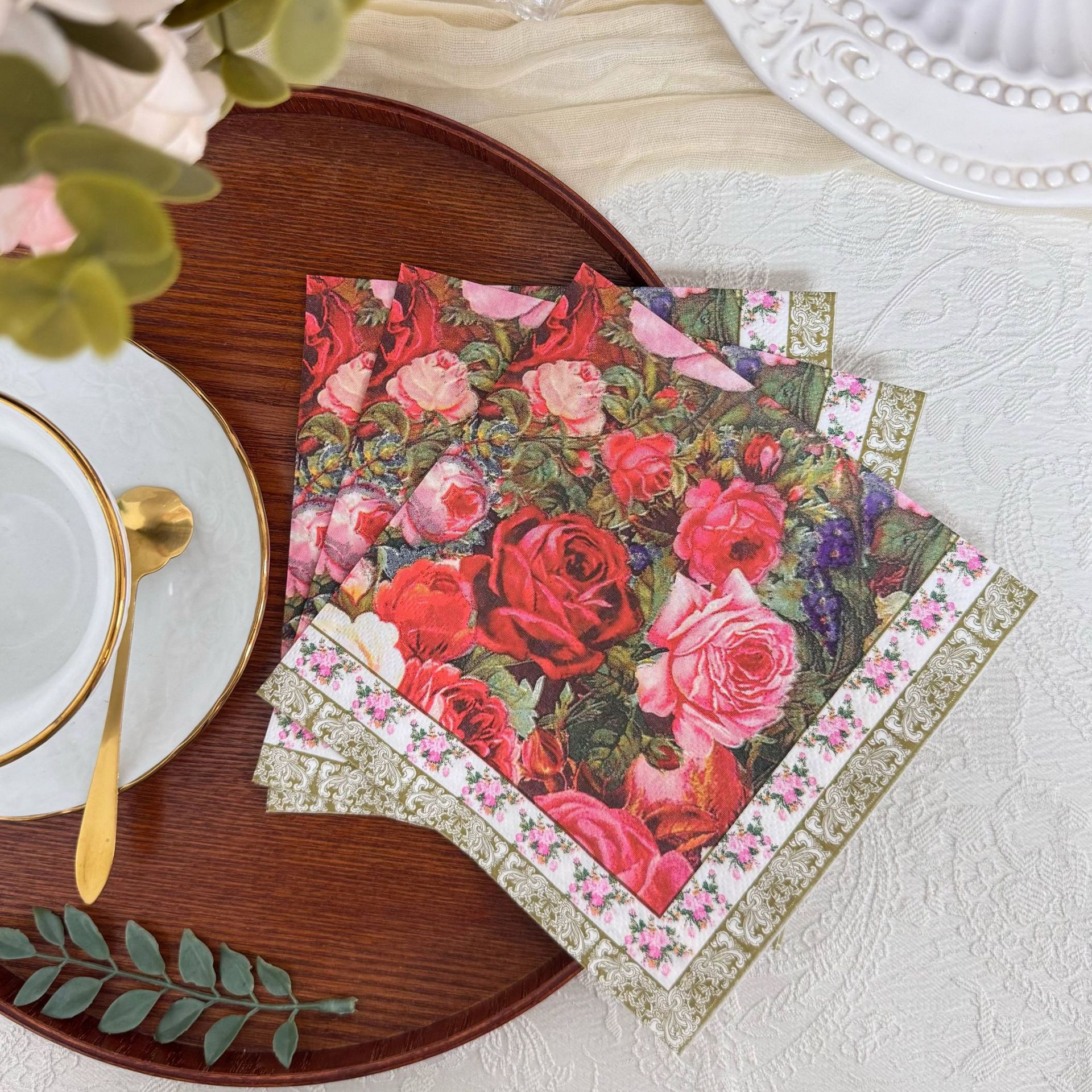 20 servilletas con estampado de boda de rosas rojas chinas desechables
