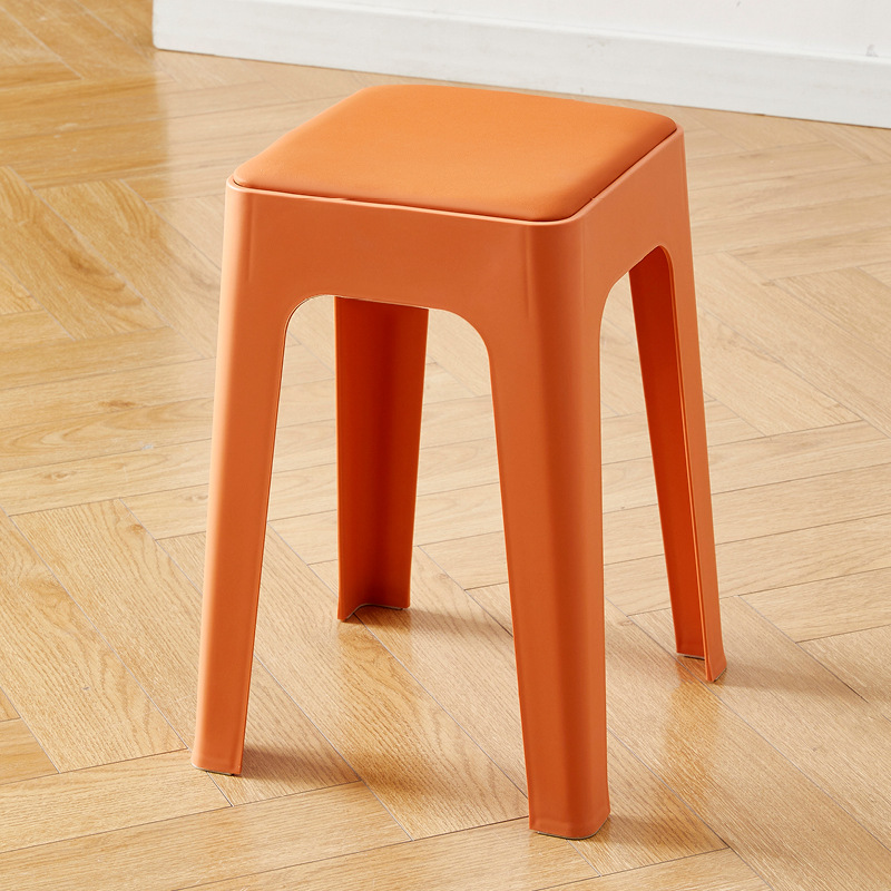 Crema de la intemperie silla simple dormitorio simple simple taburetes hogares gruesos lujosos sillas de plástico de alta calidad