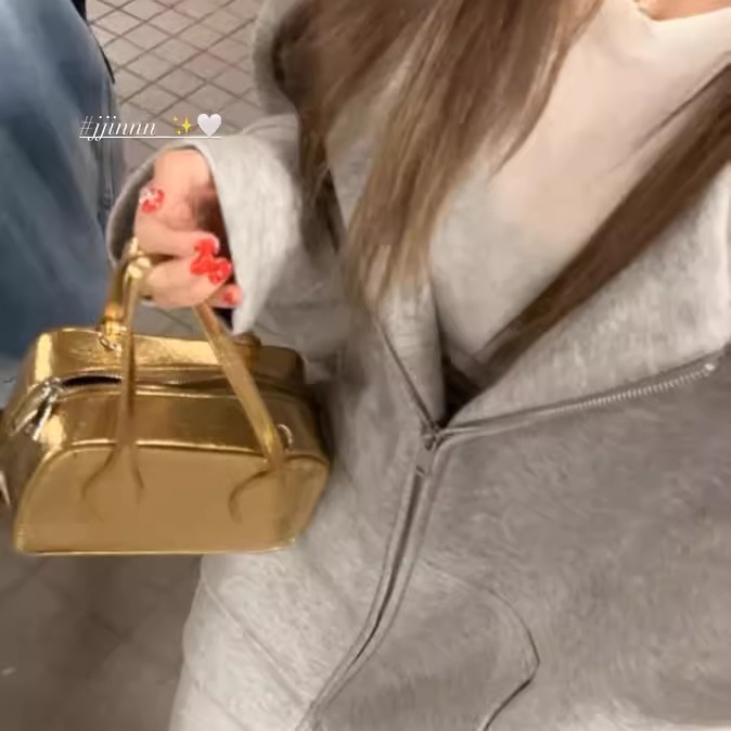 313g Weight Zipper Closure Type Double Handle Strap Type Square Bag Bags Type Casual Occasion Pu Leather Material Solid Color Pattern All Seasons Season Women's Gender Streetwear Style Square Shape Women's Pu Leather Solid Color Streetwear Square Zipper Square Bag 6