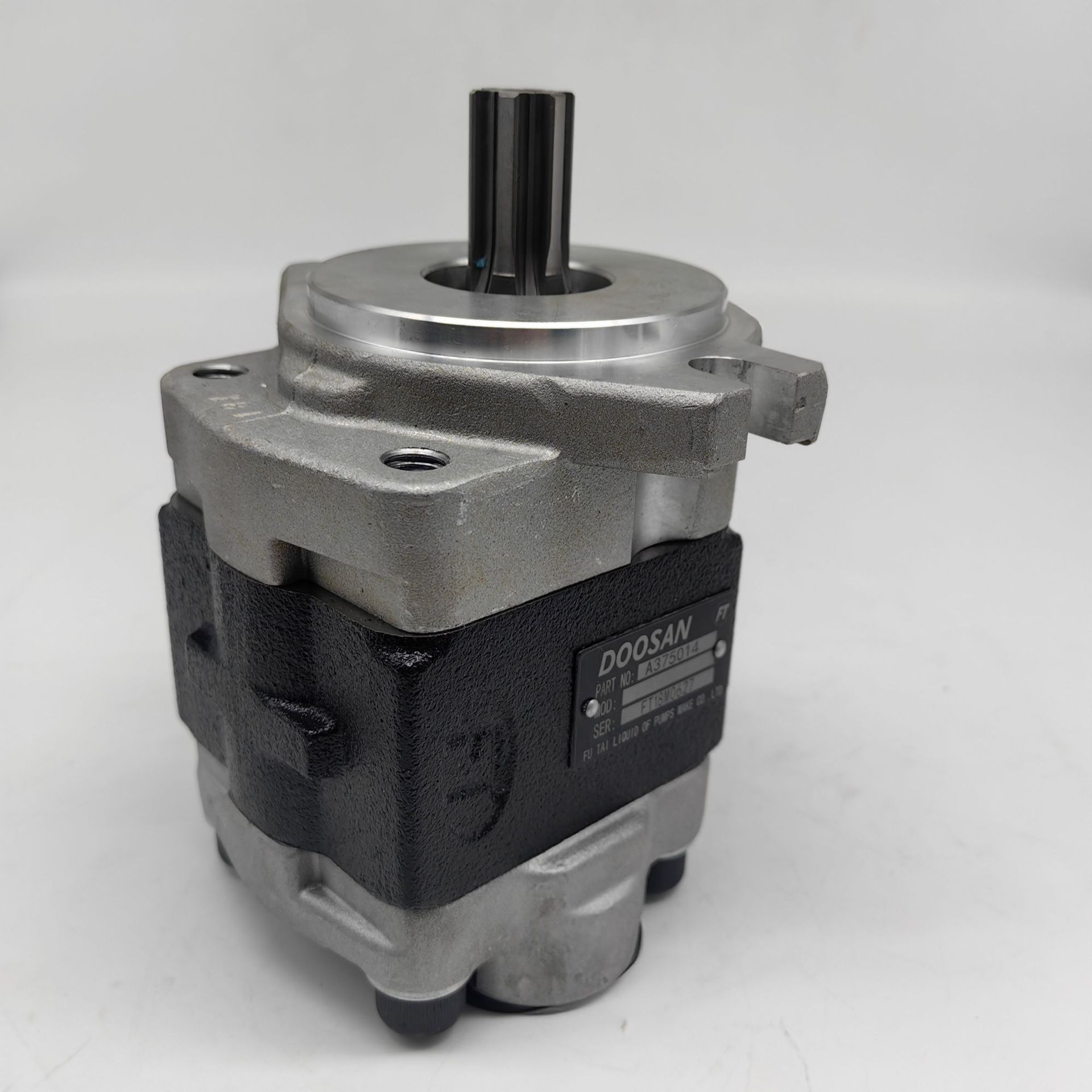 斗山叉车2-3.5吨D20F/D30F/D35F液压齿轮油泵/齿轮泵/液压泵