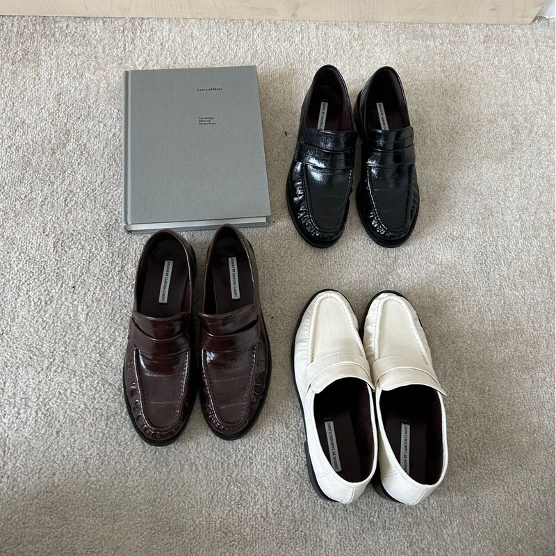 2025 New Summer Style Round Toe Crocodile Pattern Thick Heel Soft Sole Slip-On Versatile Women's Small Leather Shoes